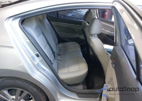 2017 Hyundai Elantra Se из США, поврежденный, VIN 5NPD84LF0HH193153